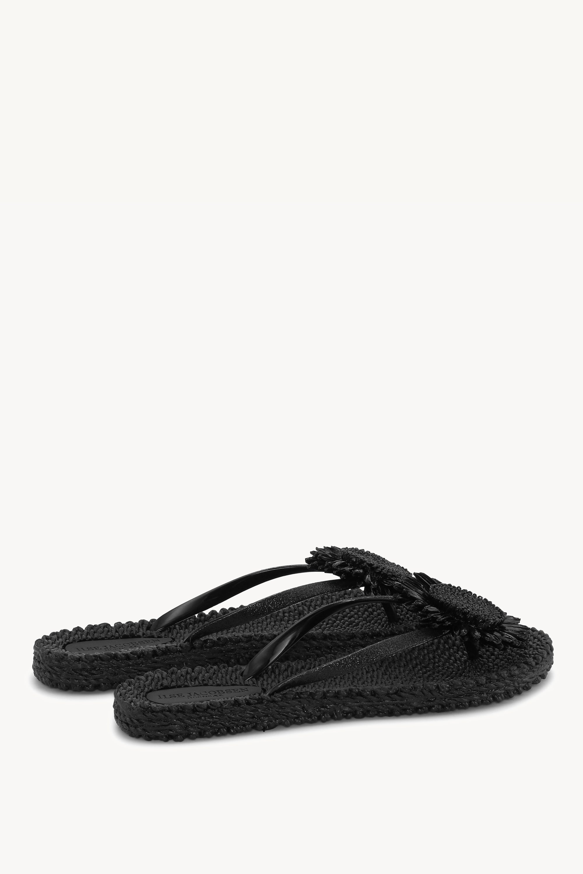 CHEERFUL16F BLACK