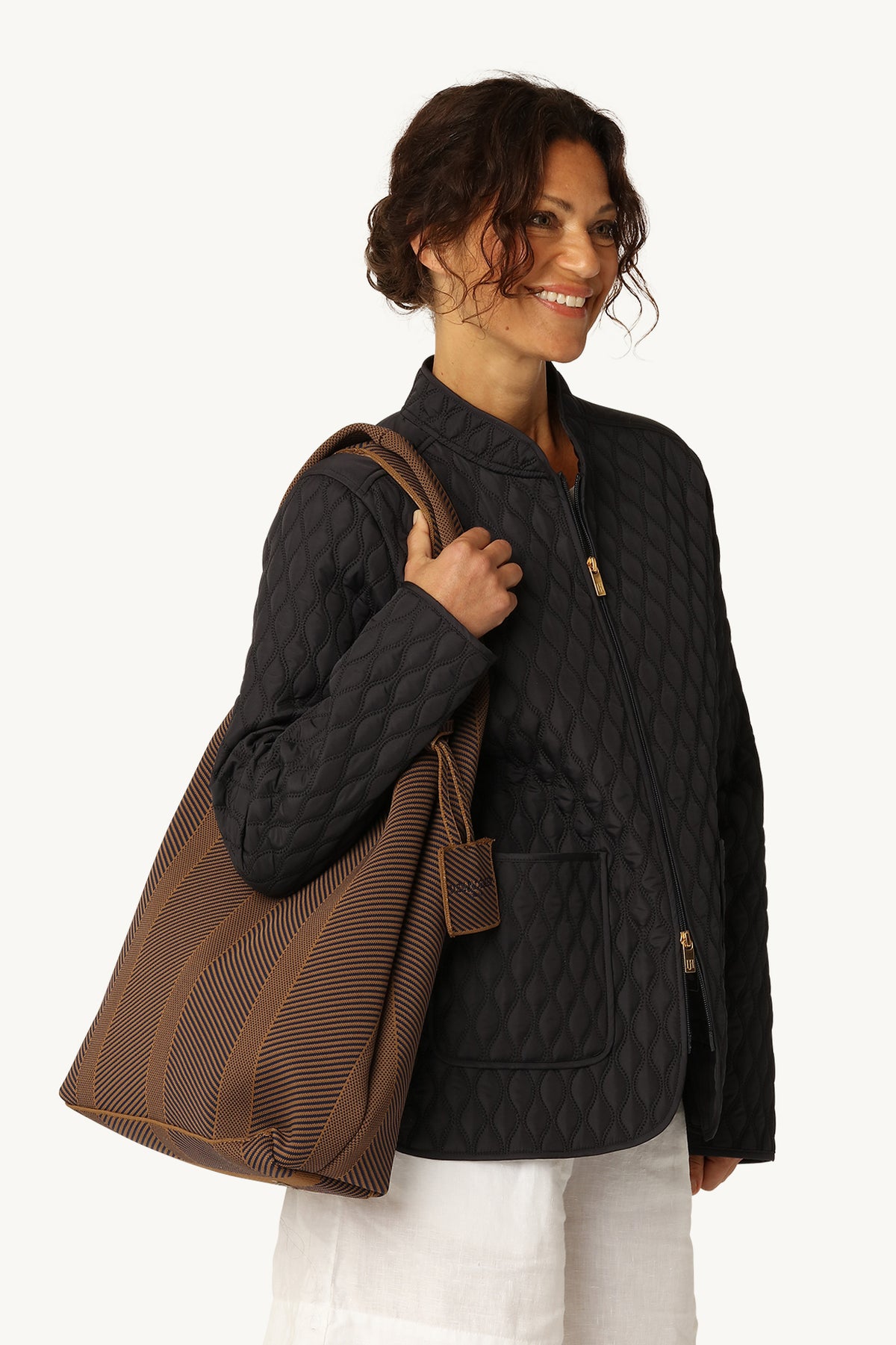 KNITTY01 DARK INDIGO BUCKTHORN BROWN