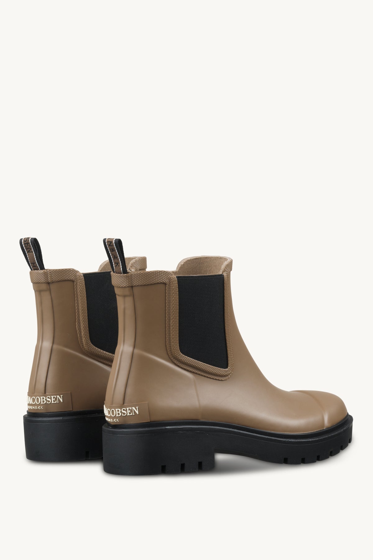 RUBSTEP02 MOCCA BLACK