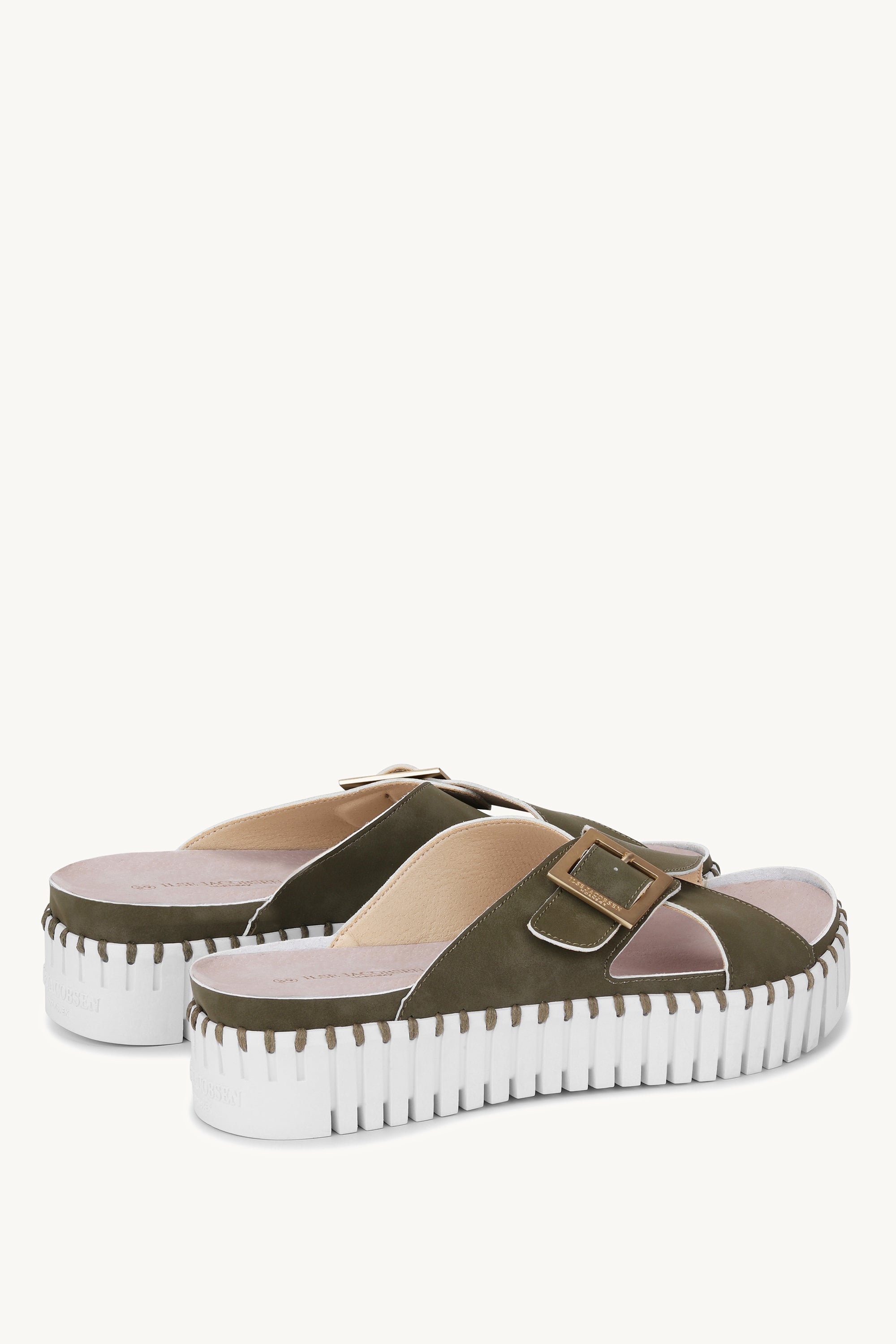 TULIP1033 ARMY WHITE