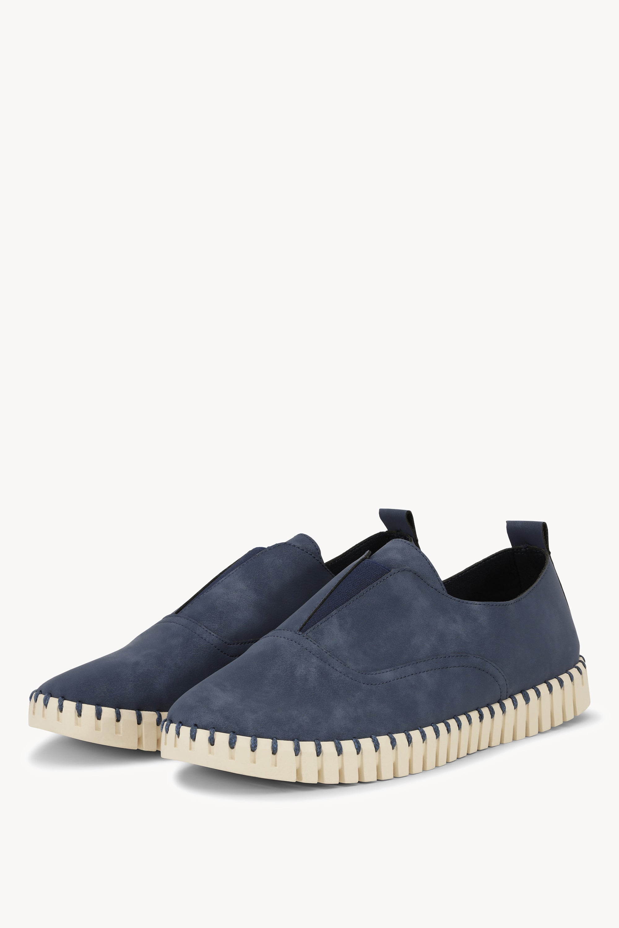 TULIP144MEN BLUE GREYNESS PEARLED IVORY