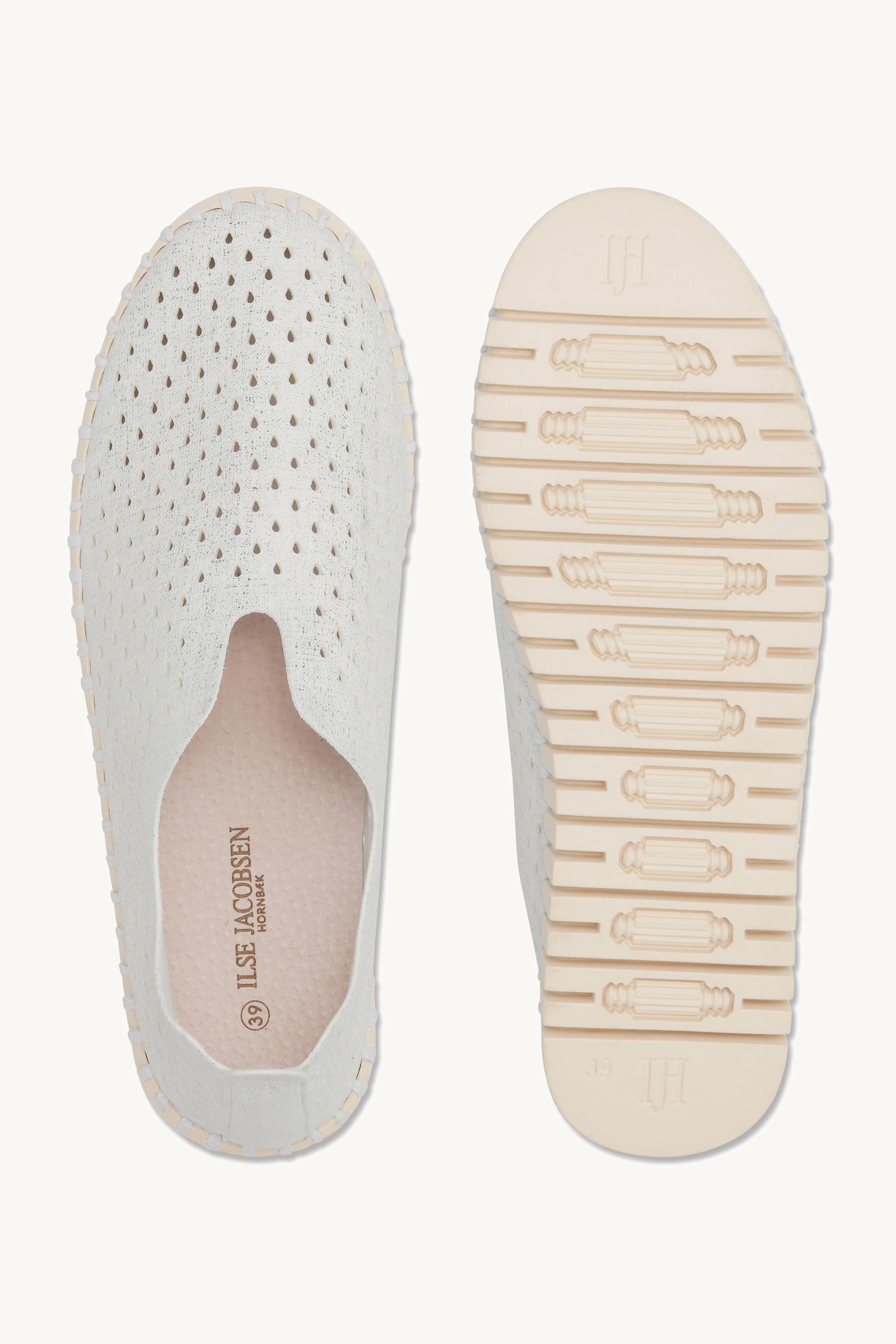 TULIP3223 WHITE PEARLED IVORY