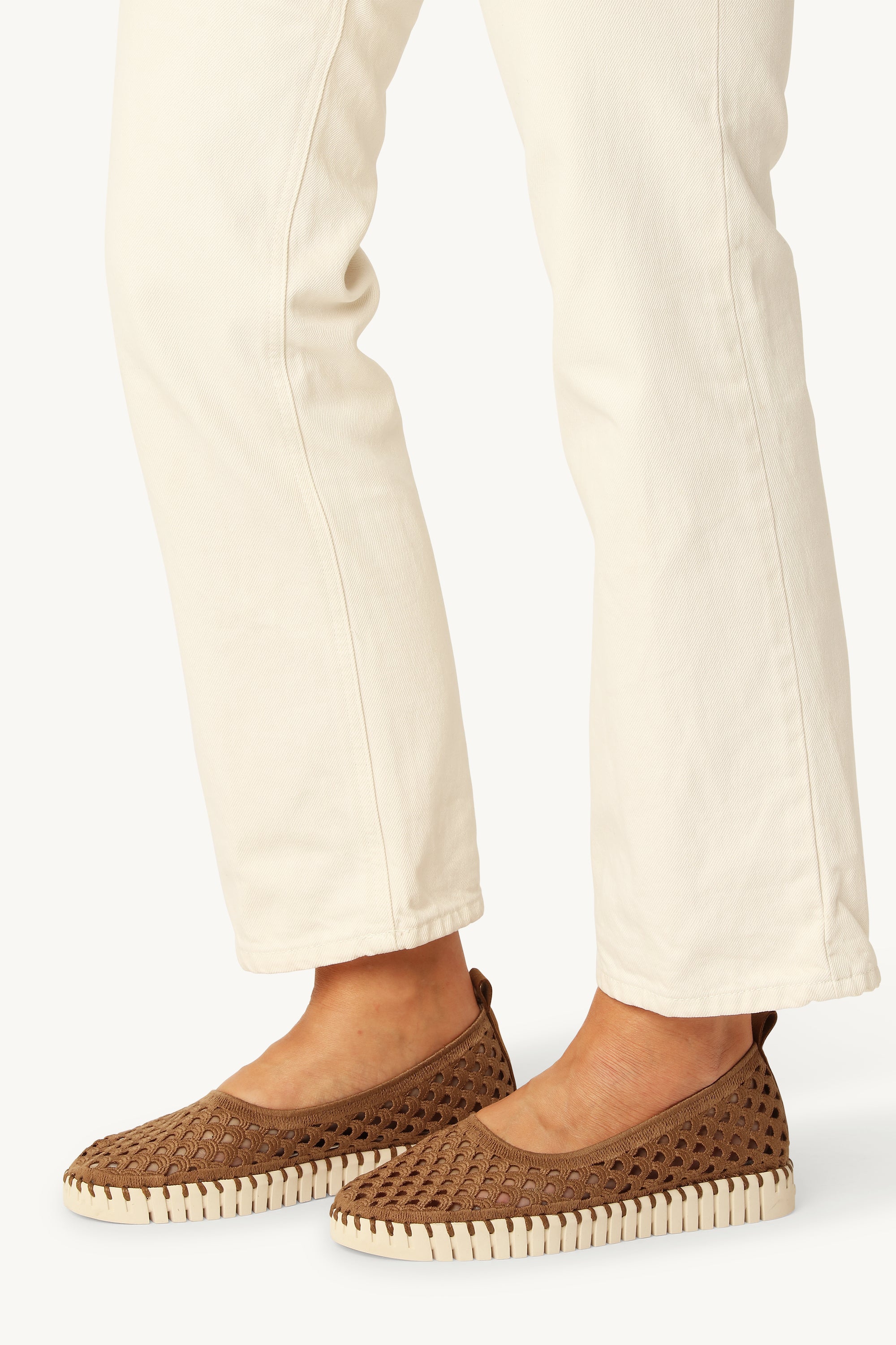 TULIP3479 CASHEW PEARLED IVORY