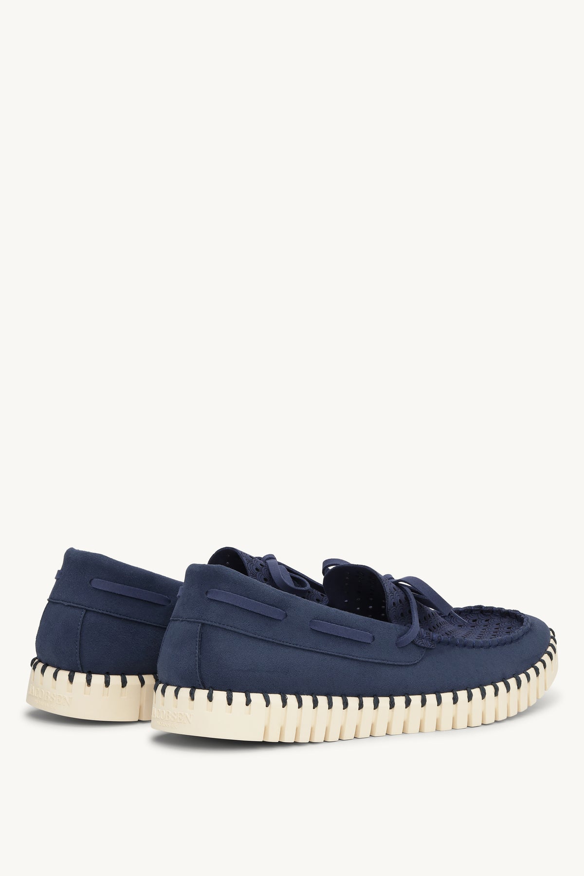 TULIP3488MEN ENSIGN BLUE PEARLED IVORY