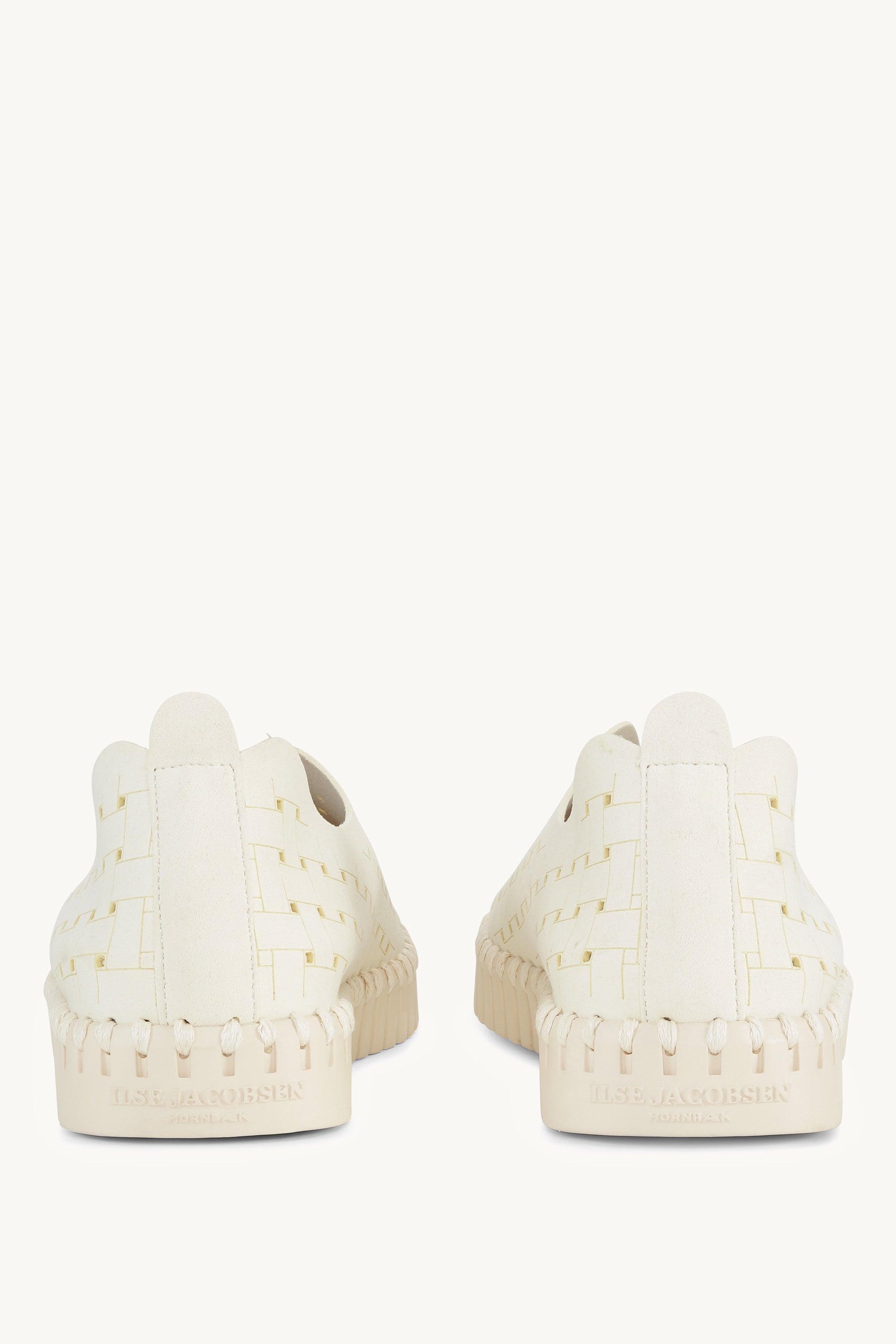 TULIP4030 MILK CREME