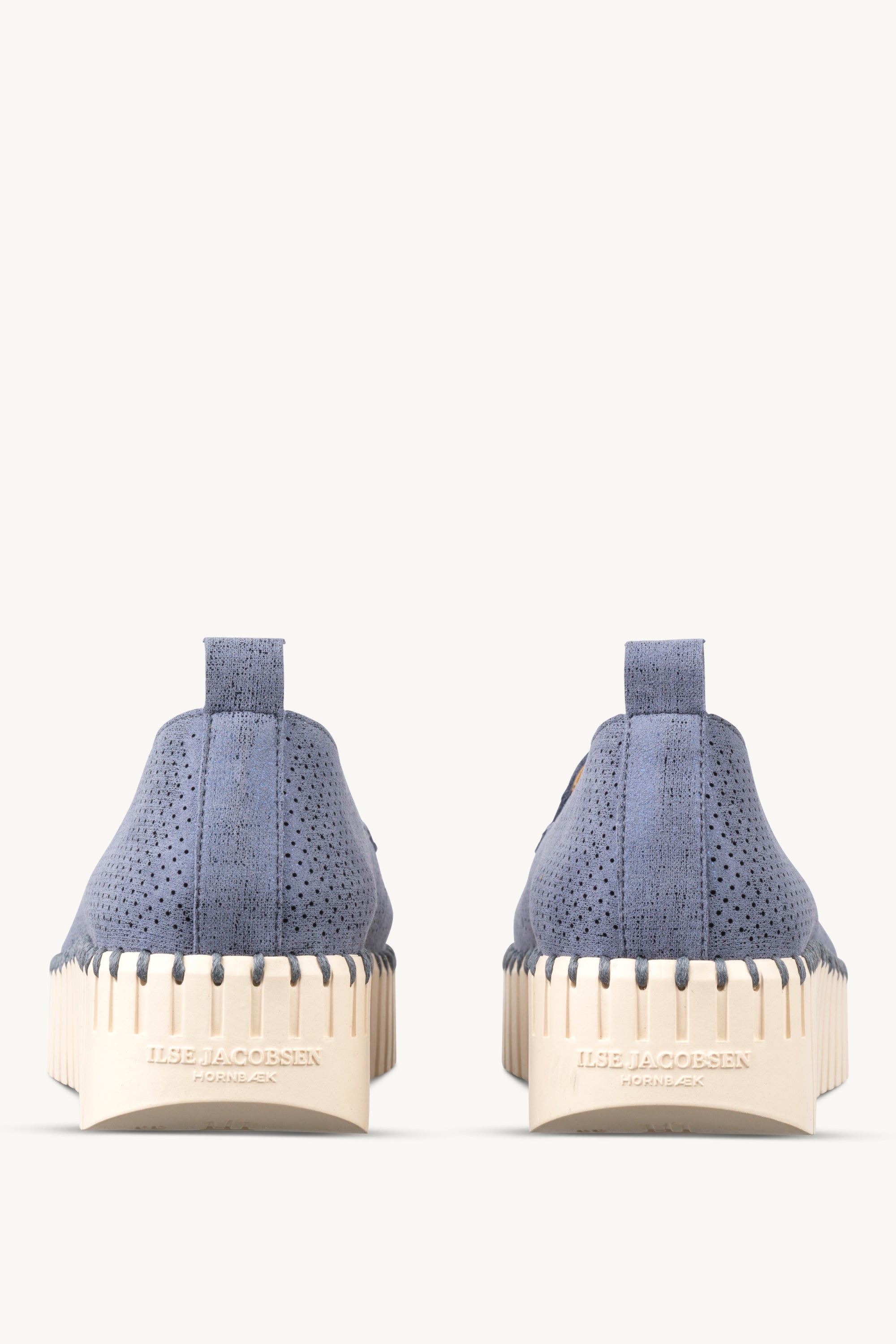 TULIP9379 OMBRE BLUE PEARLED IVORY