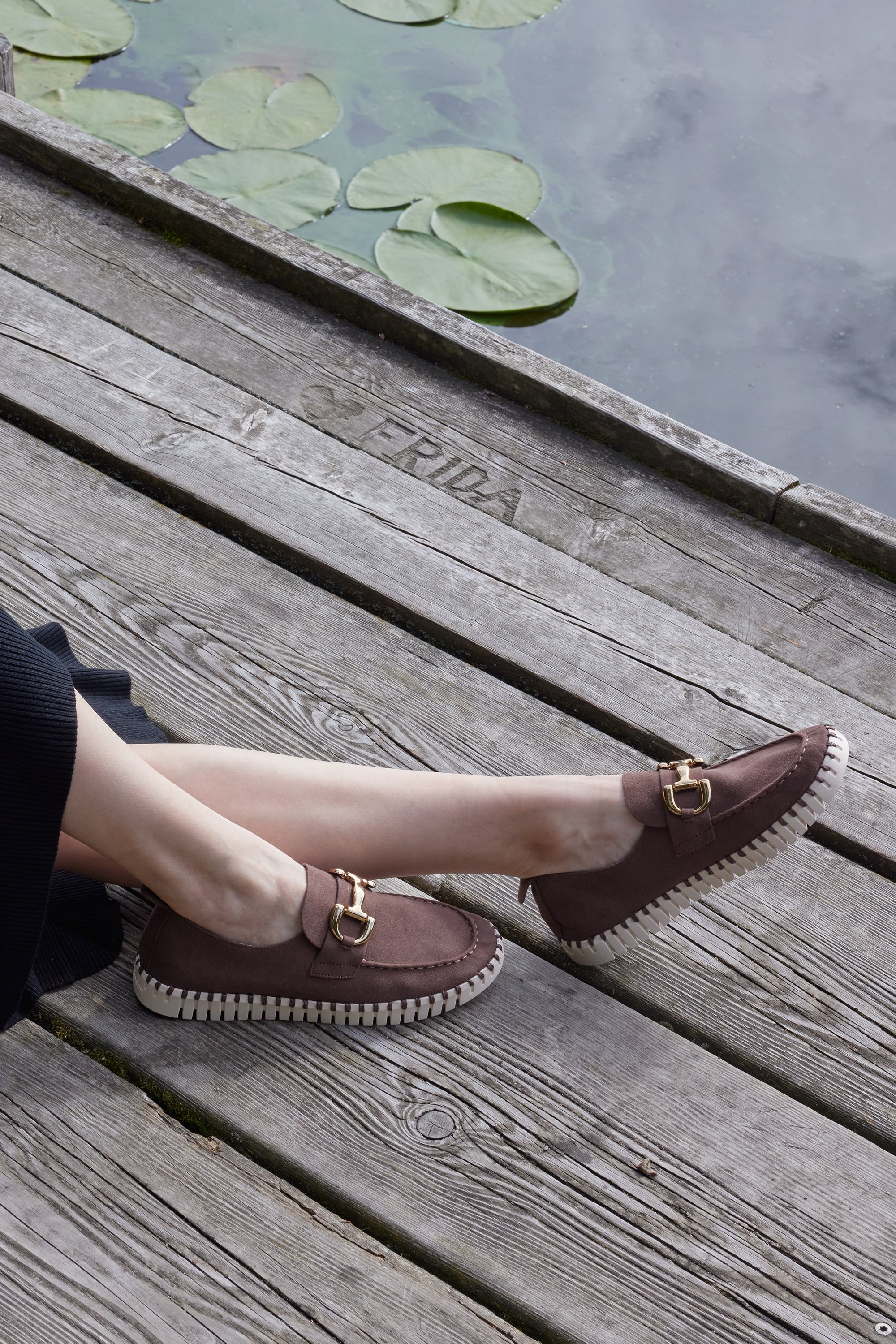 TULIP3874 BROWN