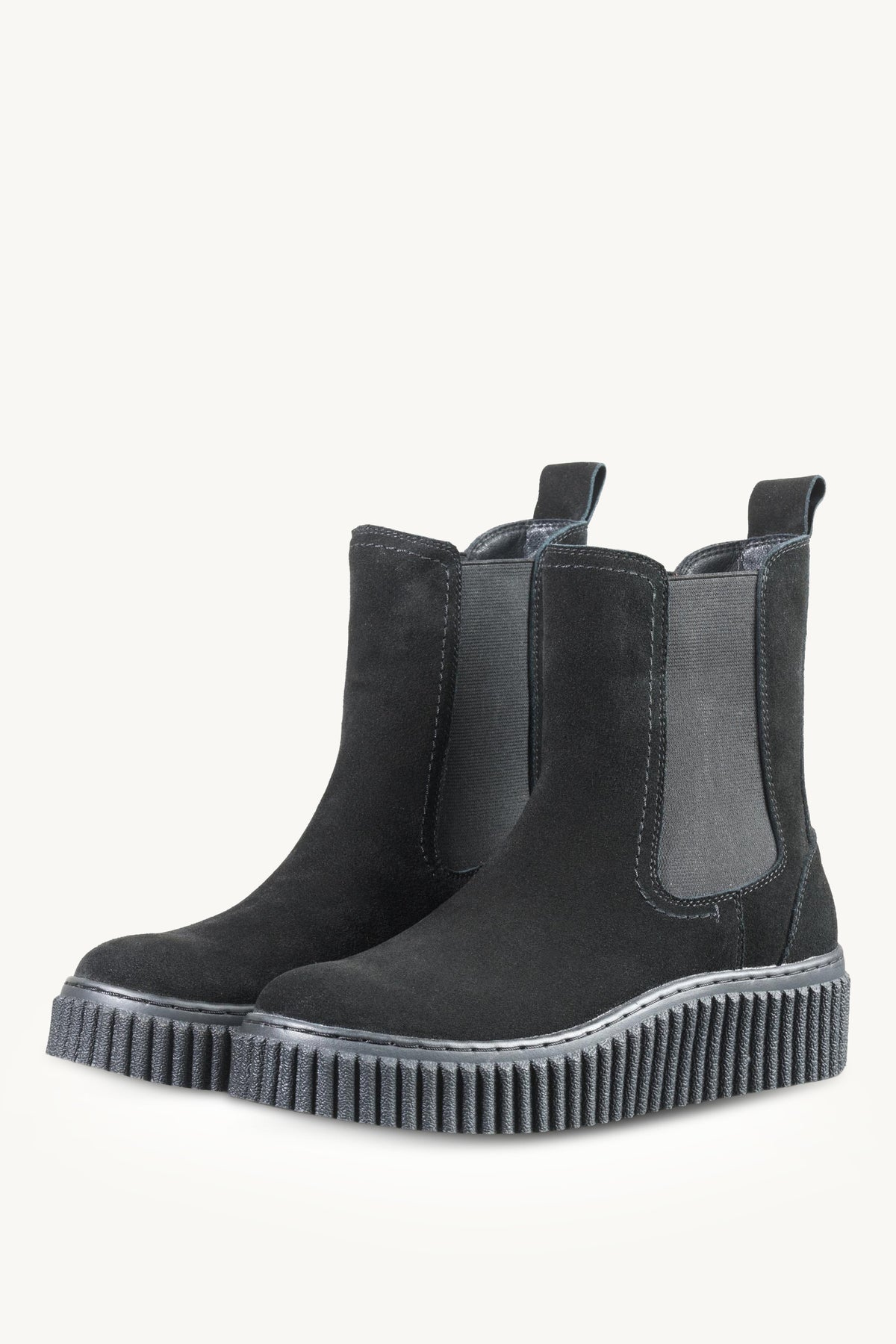 CALIRA06 BLACK BLACK