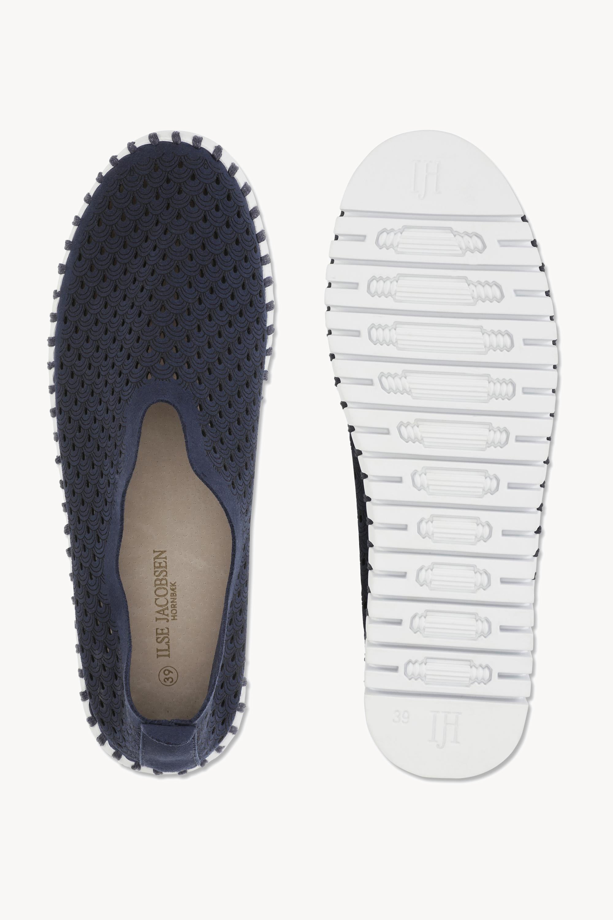 TULIP139 DARK INDIGO