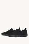 BLACK BLACK