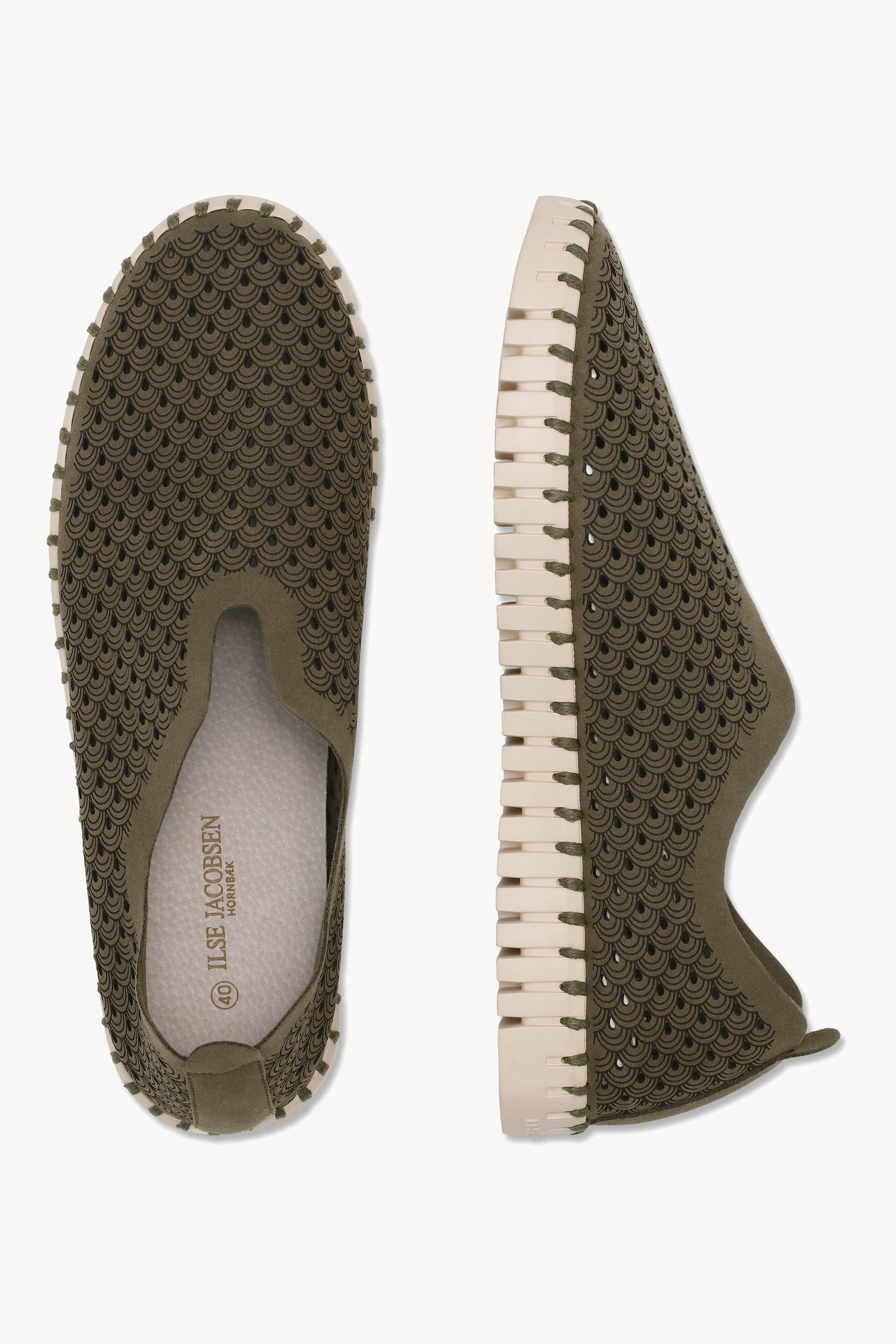 TULIP3275 DEEP OLIVE