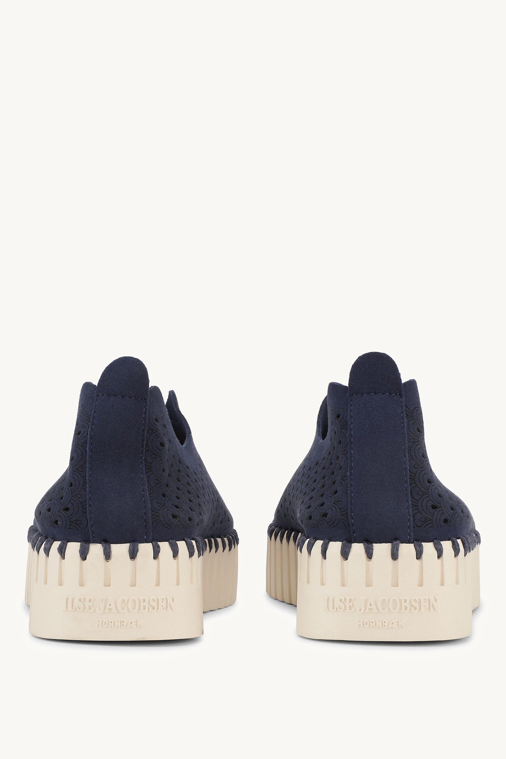 TULIP3373 DARK INDIGO