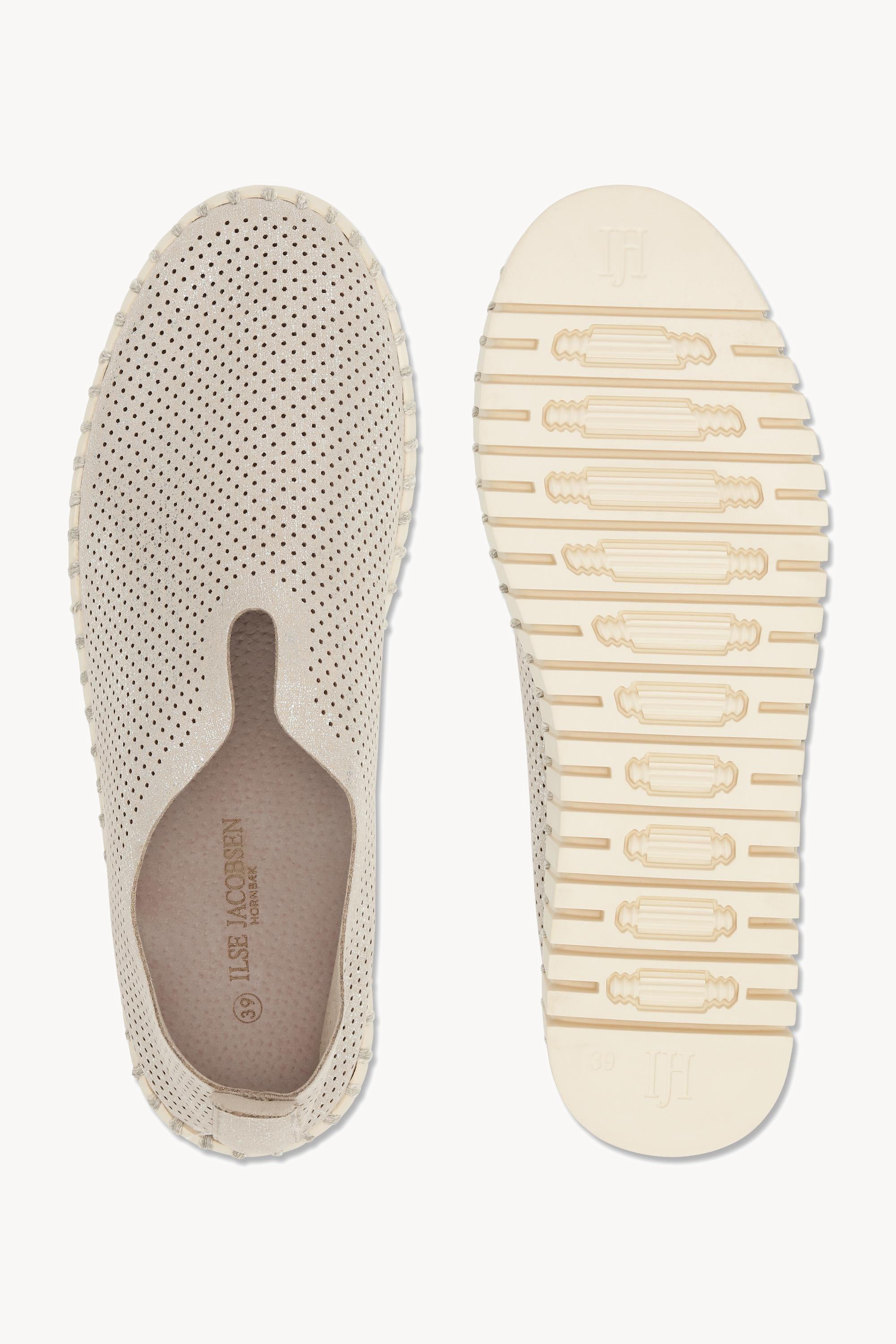 TULIP3577 SILVER PEARLED IVORY