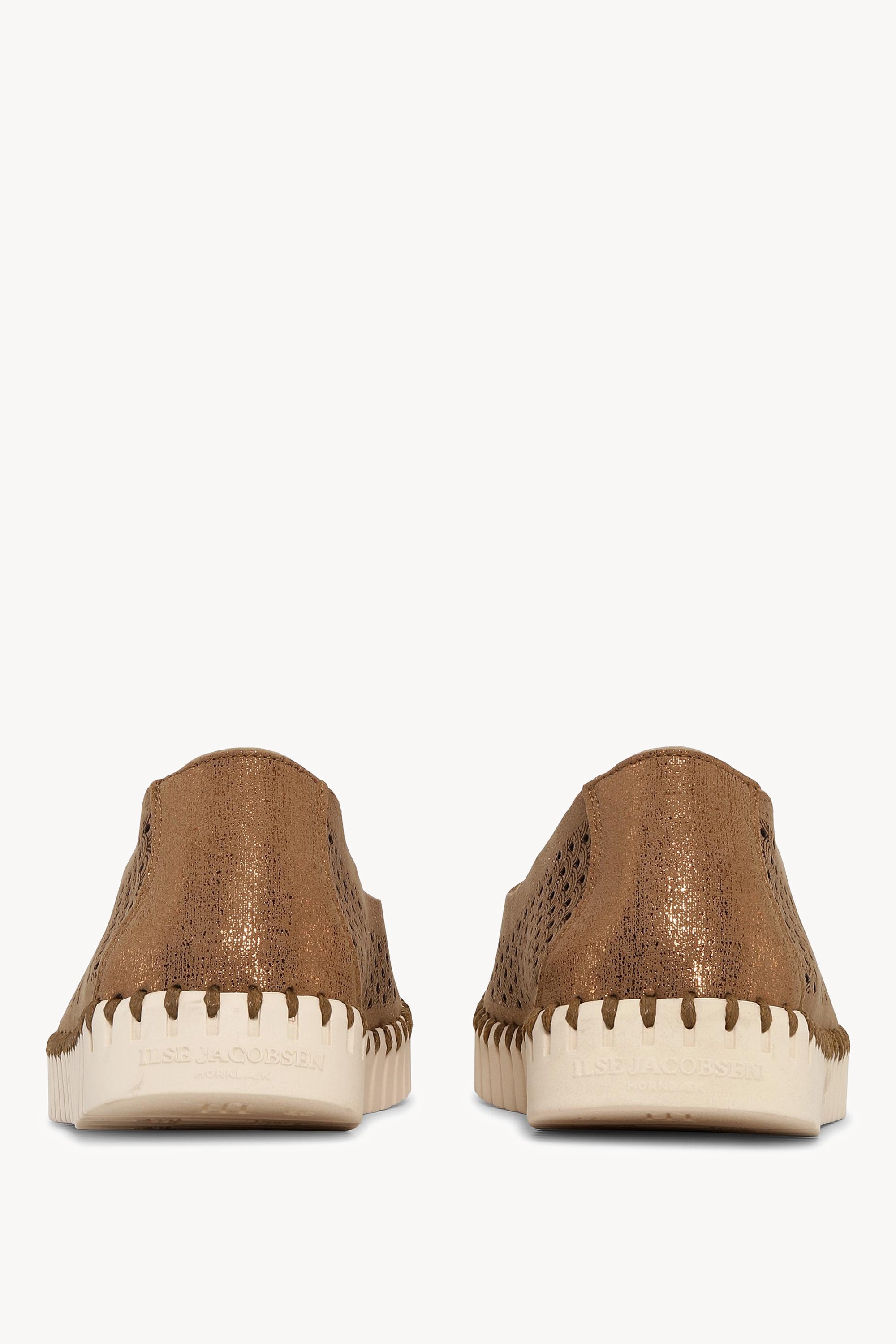 TULIP3578 NOUGAT PEARLED IVORY