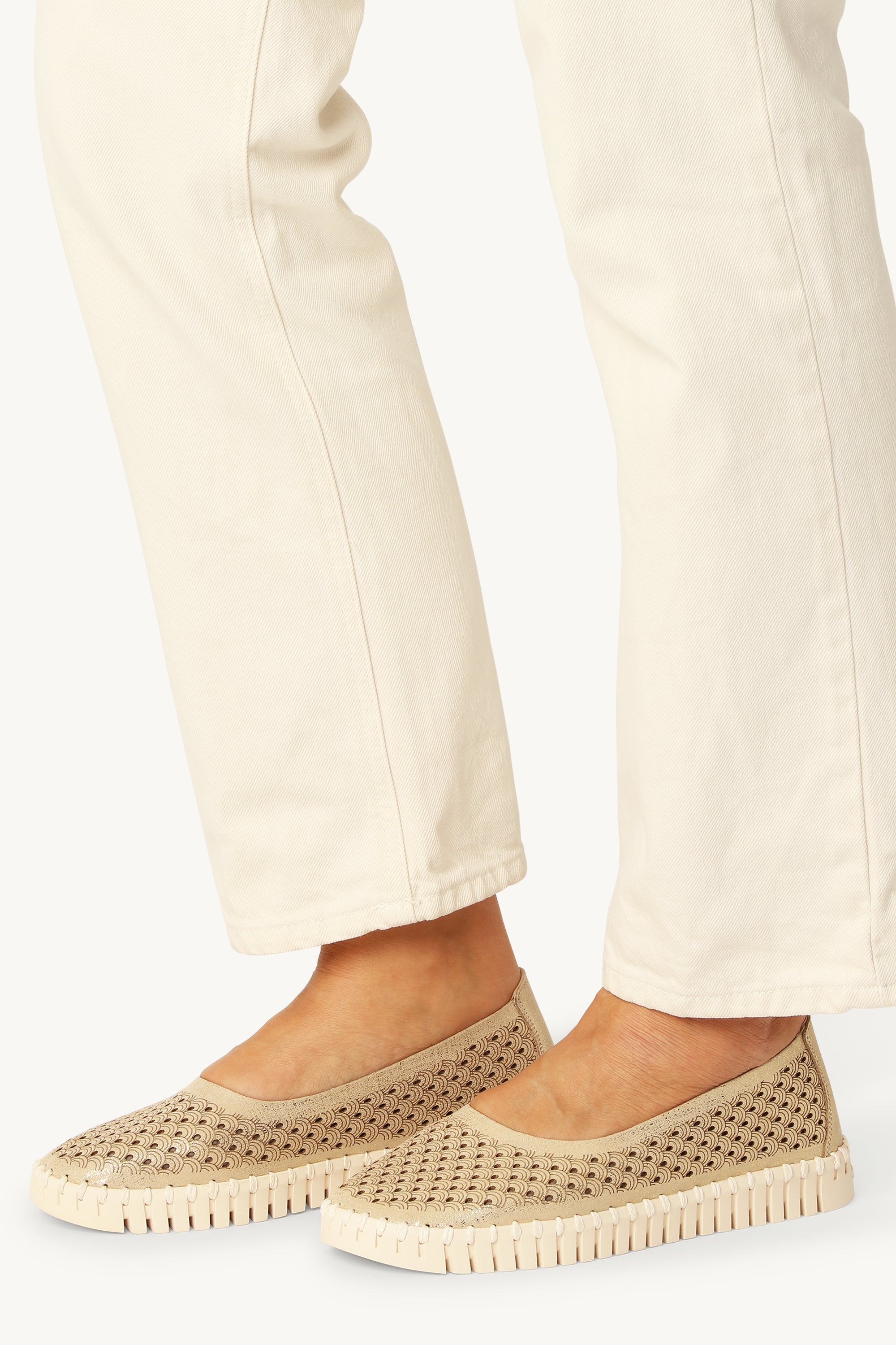 TULIP3578 PLATIN PEARLED IVORY