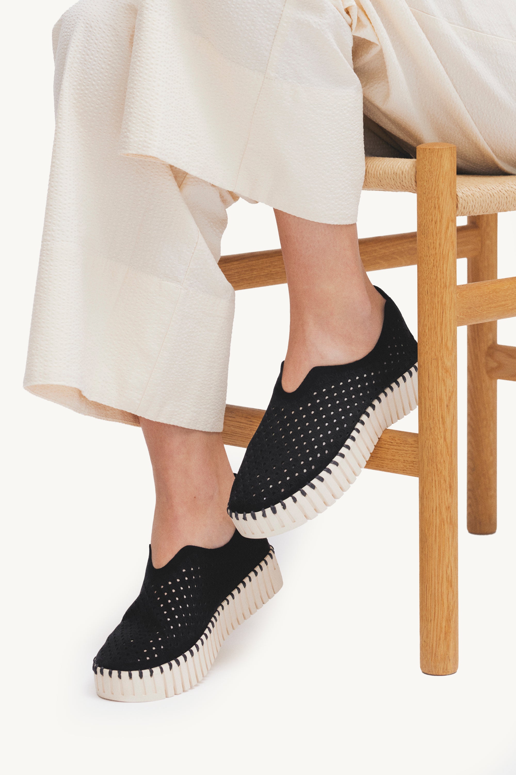 TULIP3373 BLACK